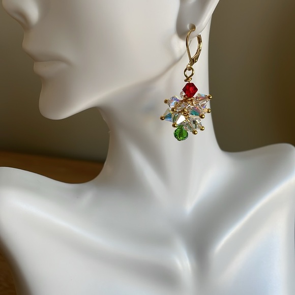 HAND CRAFTED CHRISTMAS CLUSTER PIERCED EARRINGS Clear Swarovski Crystals - Picture 3 of 14